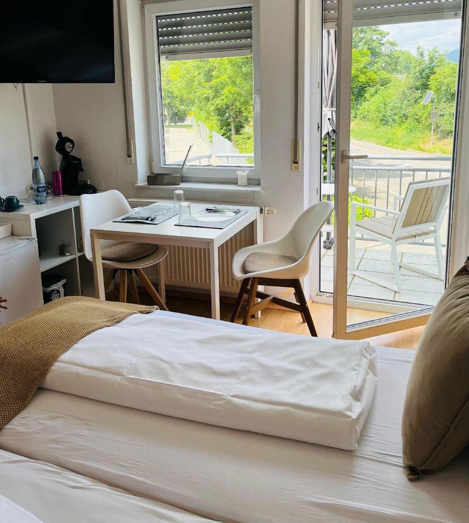 Am Landhaus - Gaestezimmer Walsheim Bilik gambar